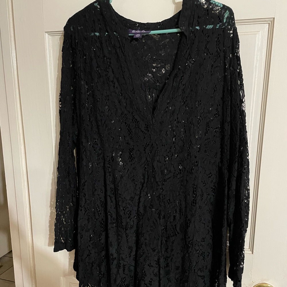 Roamans black lace tunic